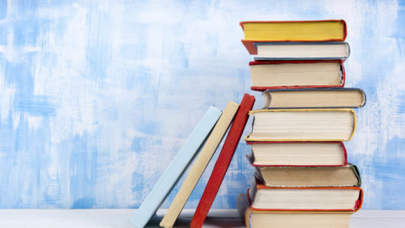 Pile de livres - different.land Pile de livres - different.land